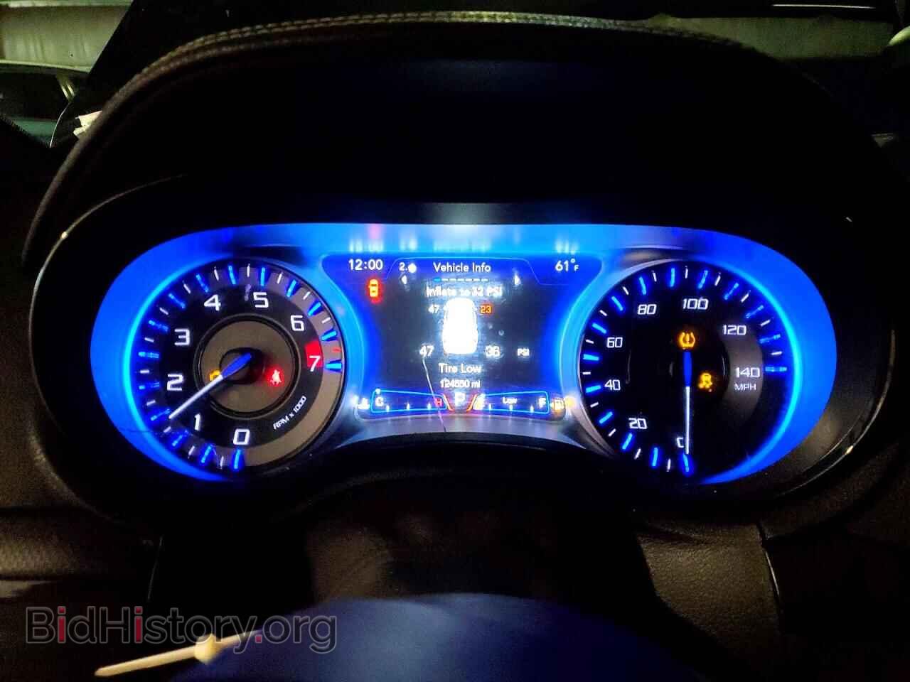 2016 CHRYSLER 300 - VIN: 2C3CCABG2GH233814 - Фото 9