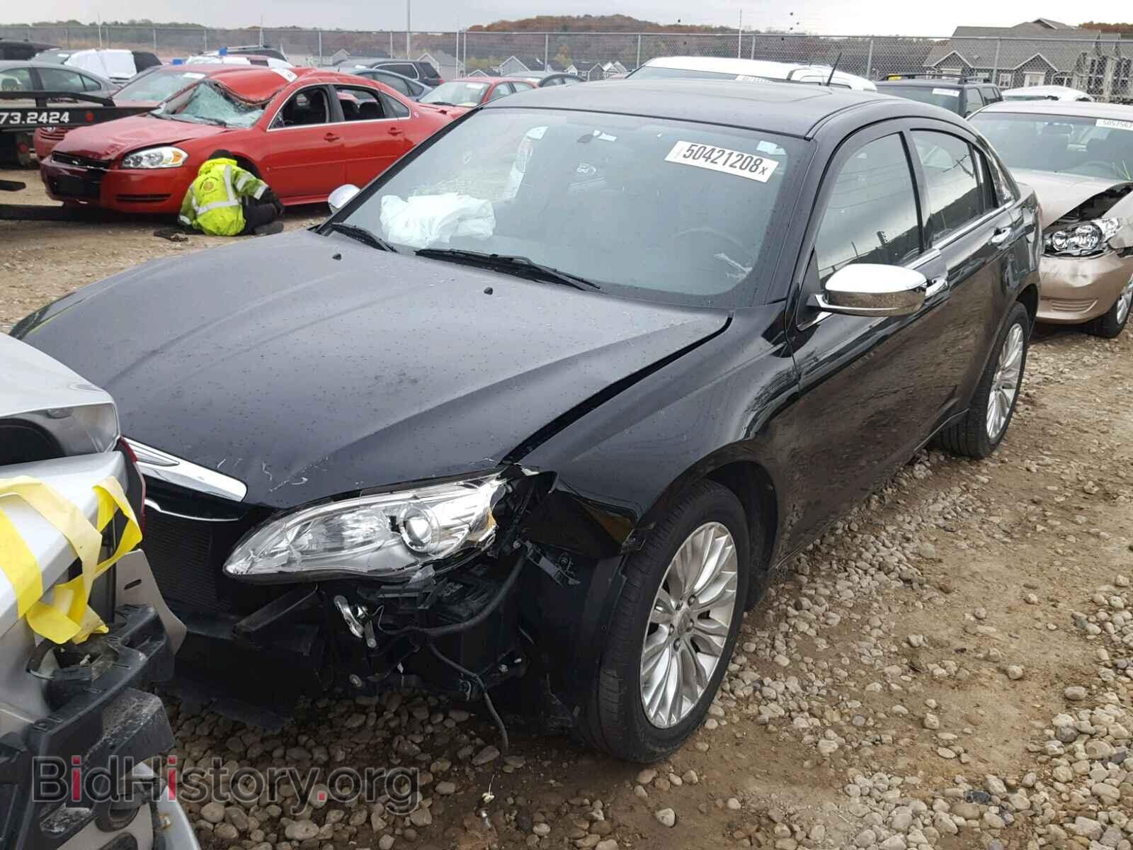 2011 CHRYSLER 200 - VIN: 1C3BC2FG7BN580342 - Фото 2