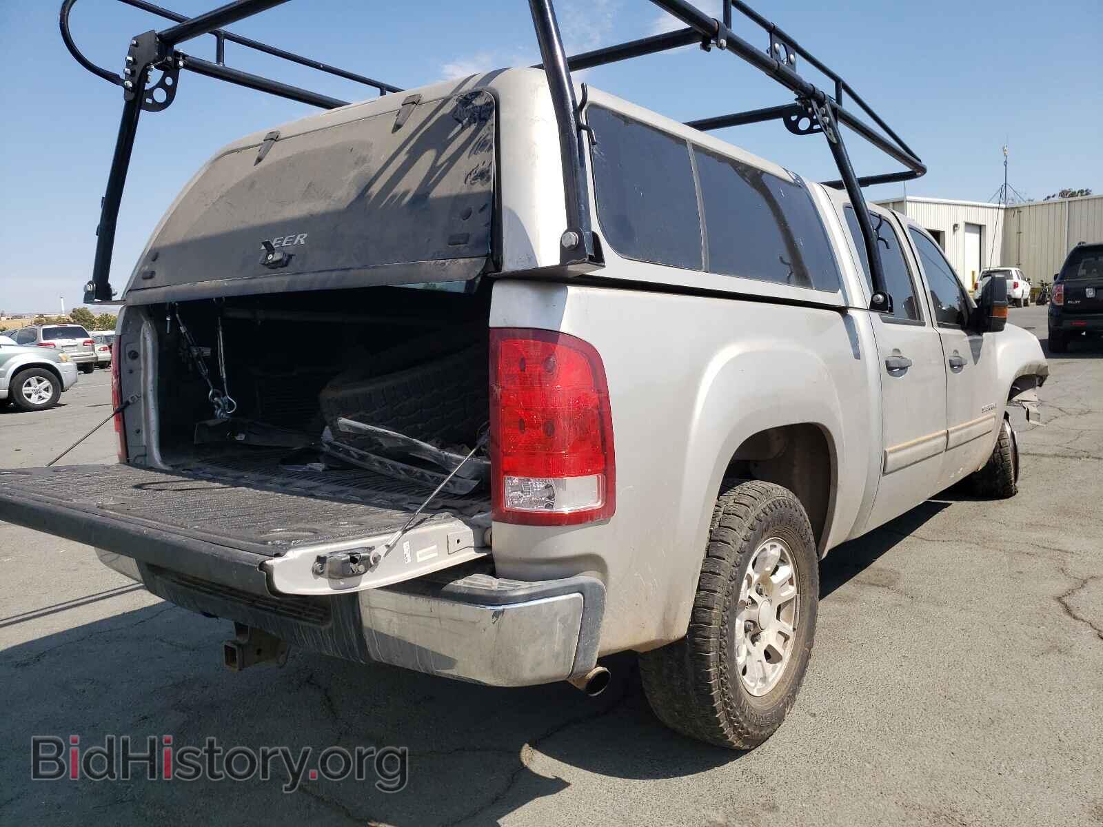 2008 GMC SIERRA - VIN: 3GTEC13J28G261421 - Фото 4