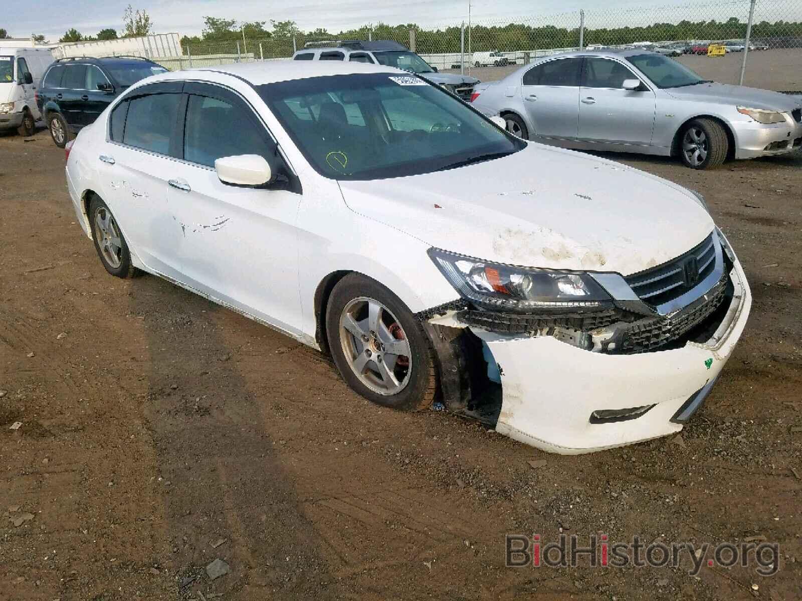 Photo 1HGCR2F54DA121956 - HONDA ACCORD SPO 2013