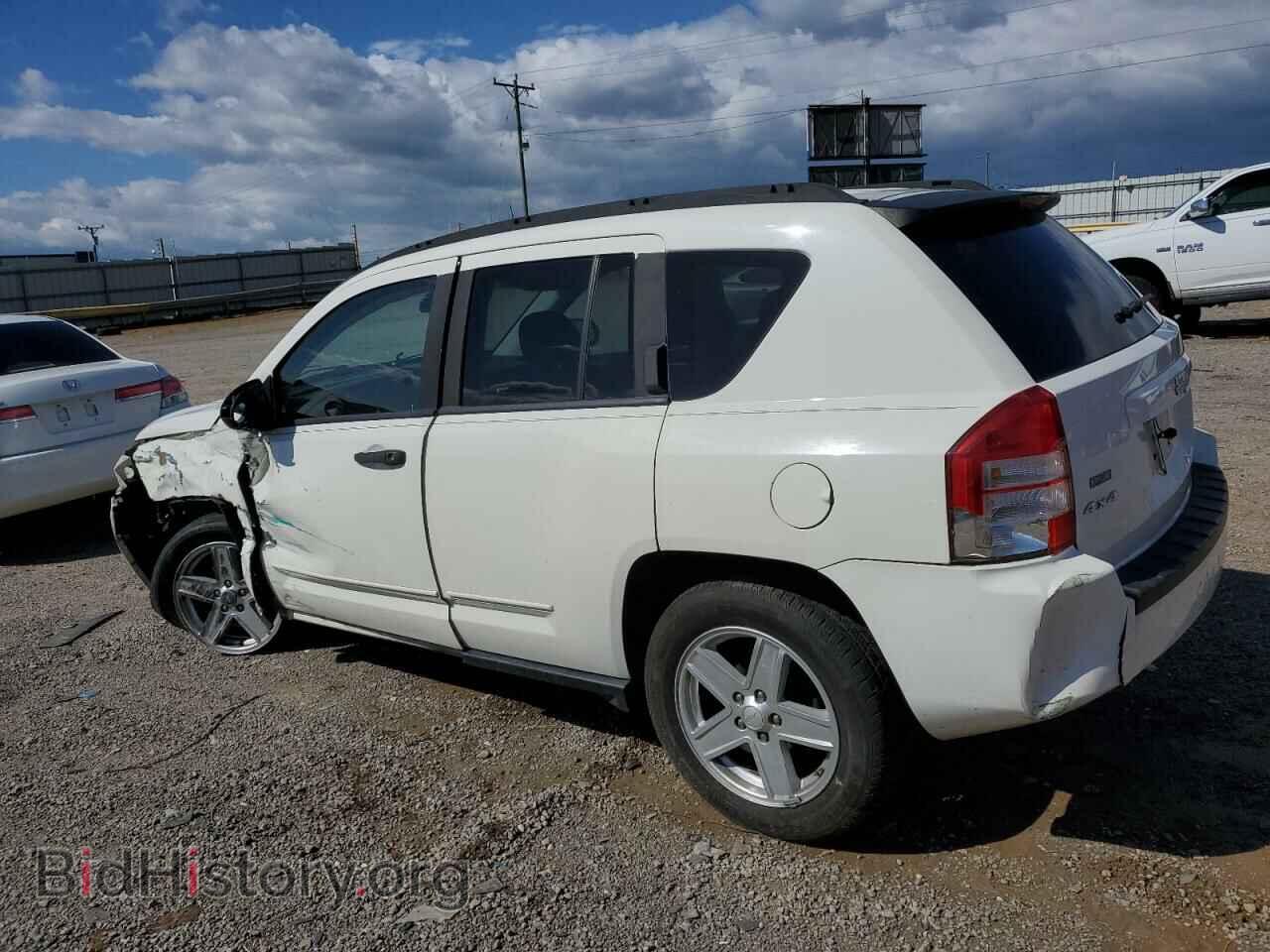 2008 JEEP COMPASS - VIN: 1J8FF47W58D514109 - Фото 2