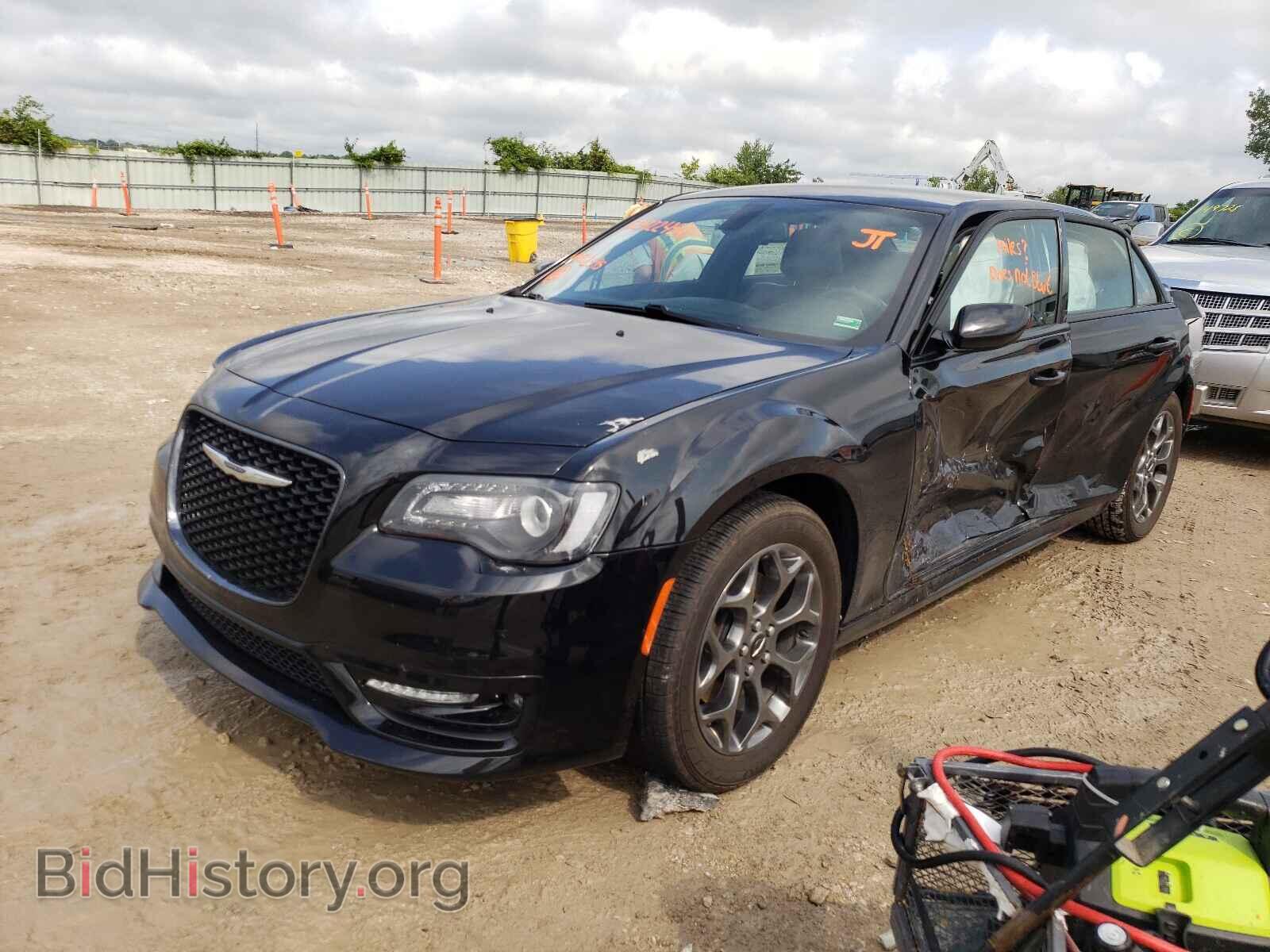 2017 CHRYSLER 300 - VIN: 2C3CCAGG6HH512595 - Фото 2