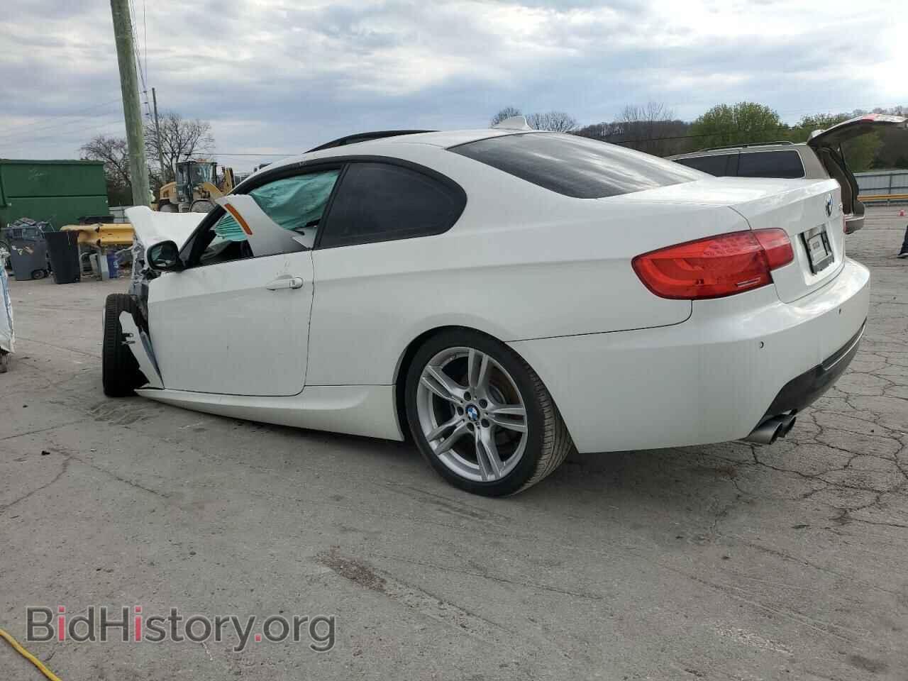 2012 BMW 3 SERIES - VIN: WBAKF5C55CE657196 - Фото 2