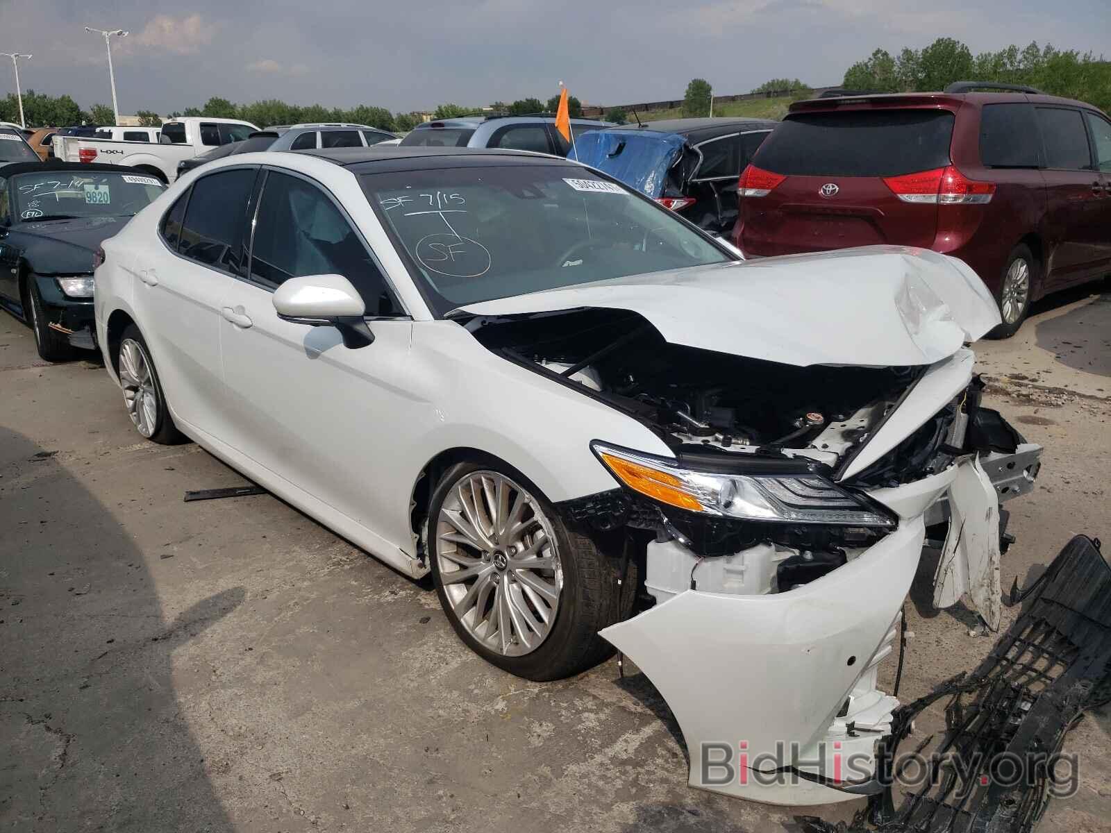 Photo 4T1B11HK1JU040904 - TOYOTA CAMRY 2018