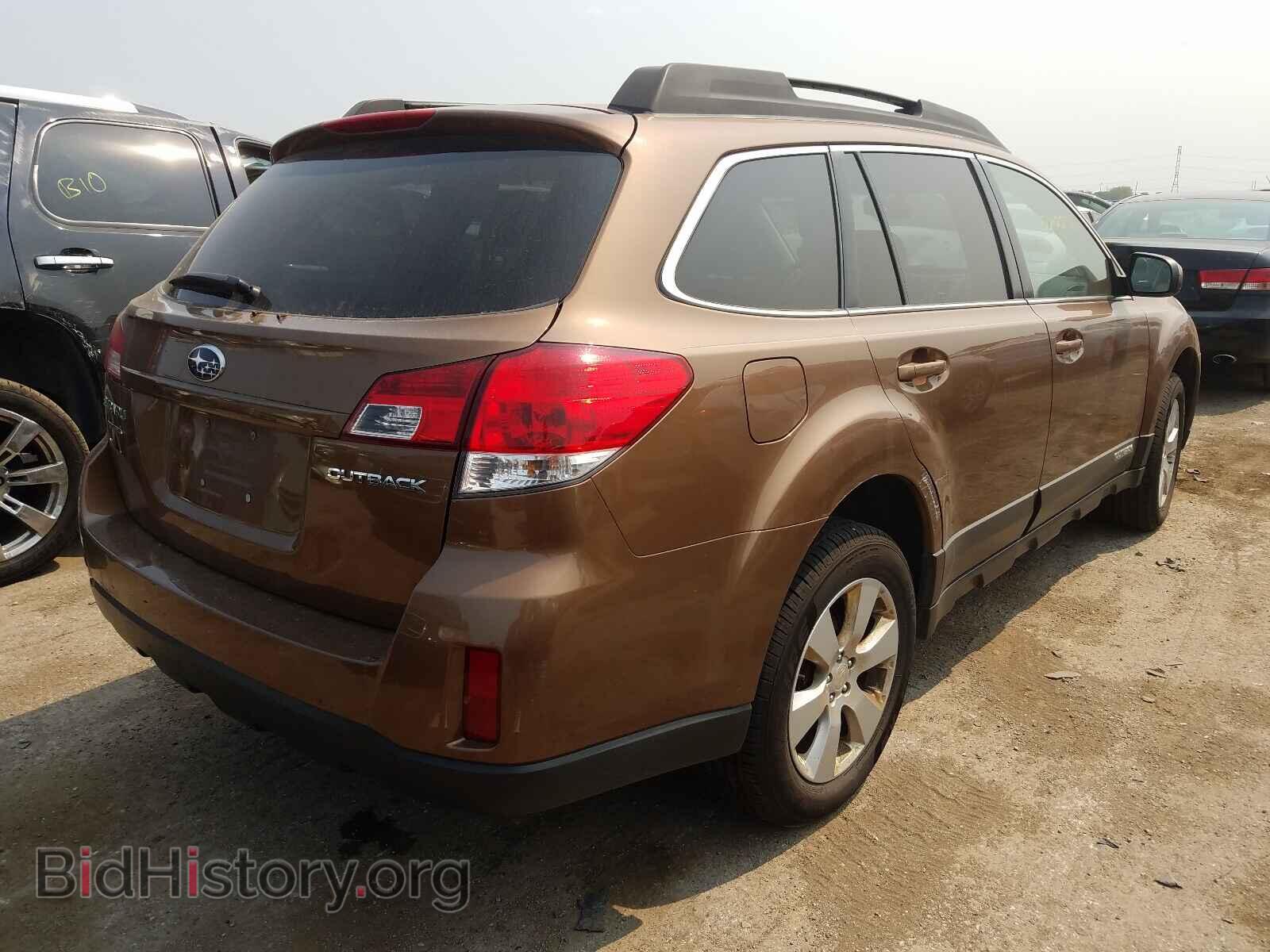 2011 SUBARU OUTBACK - VIN: 4S4BRCCC6B1324441 - Photo 4