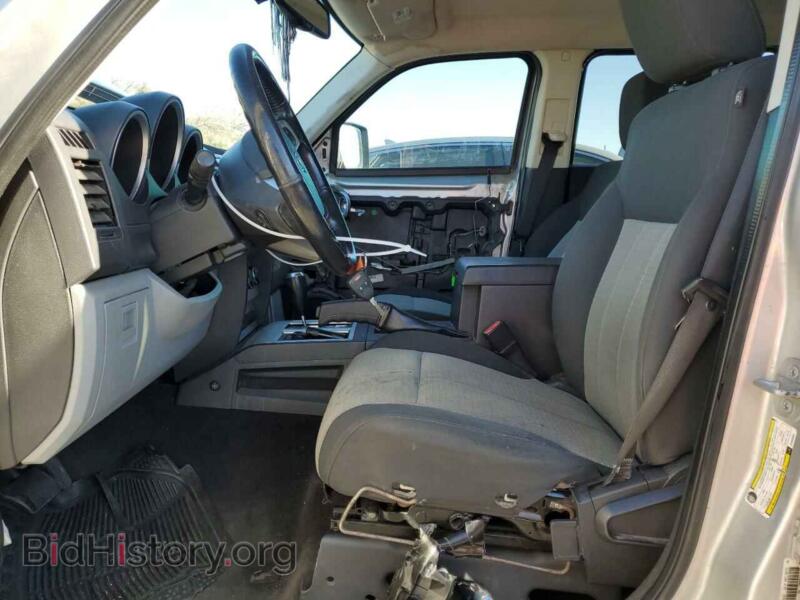 2007 Dodge NITRO (VIN 1D8GU58K07W565802) — photo 7 of 13