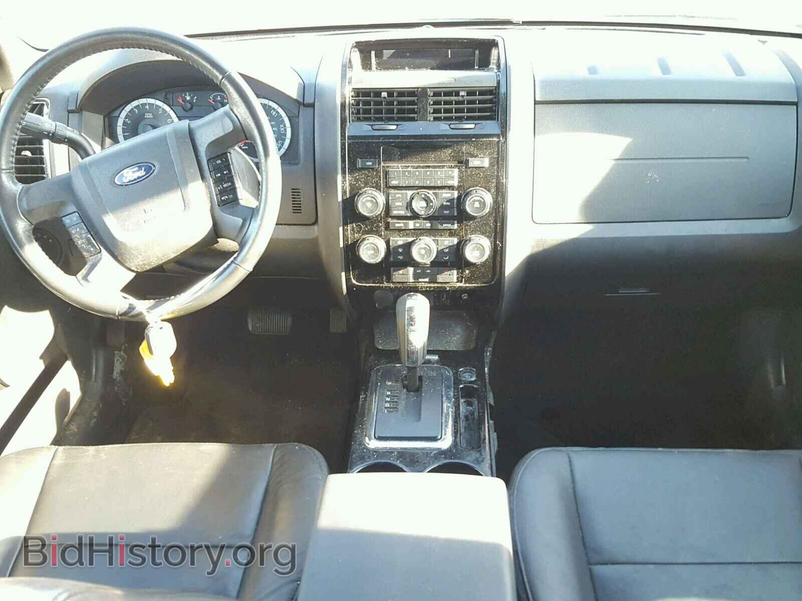 2011 FORD ESCAPE - VIN: 1FMCU0EG2BKB20733 - Photo 9