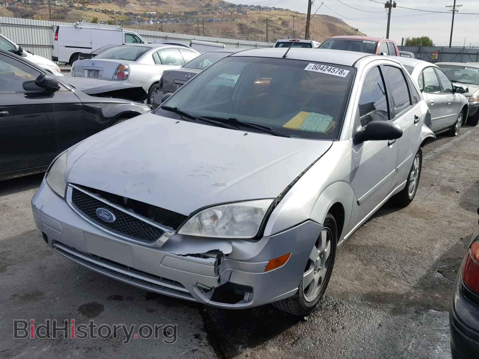 2005 FORD FOCUS - VIN: 1FAFP34N35W309680 - Фото 2