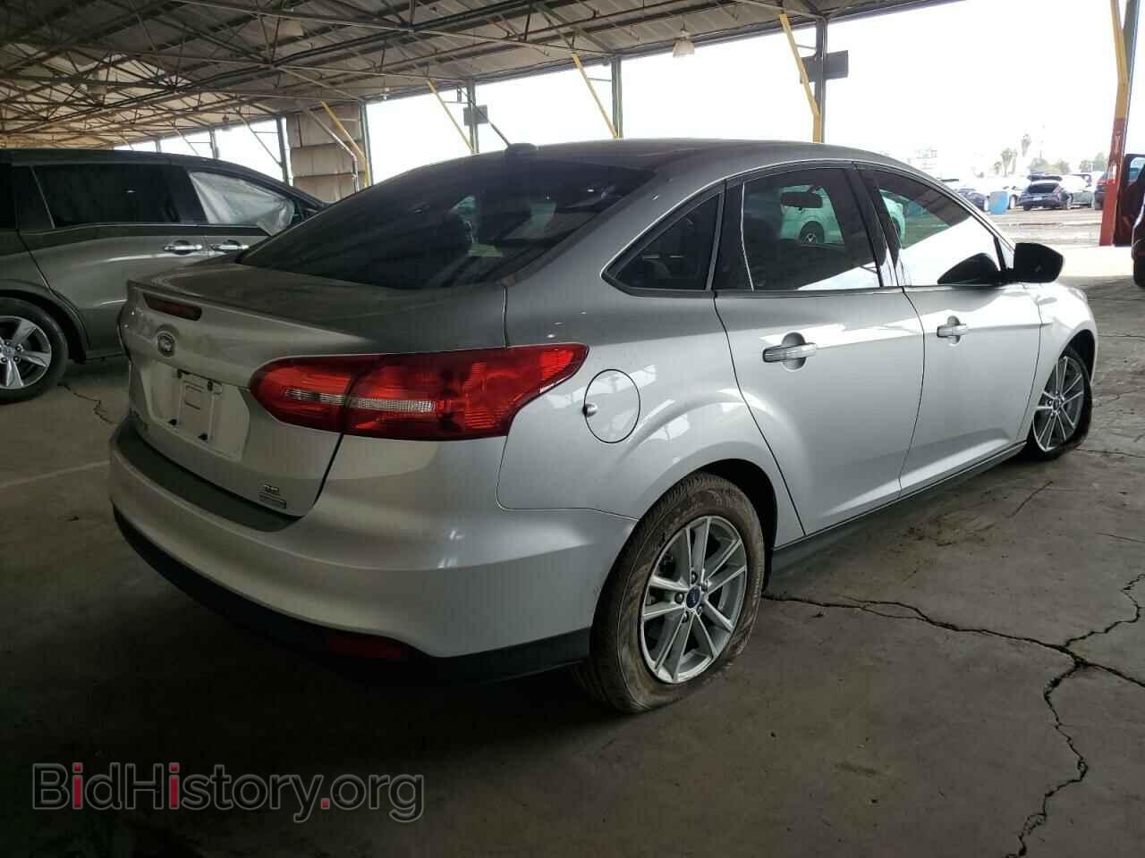 2018 FORD FOCUS - VIN: 1FADP3FE2JL293455 - Фото 3