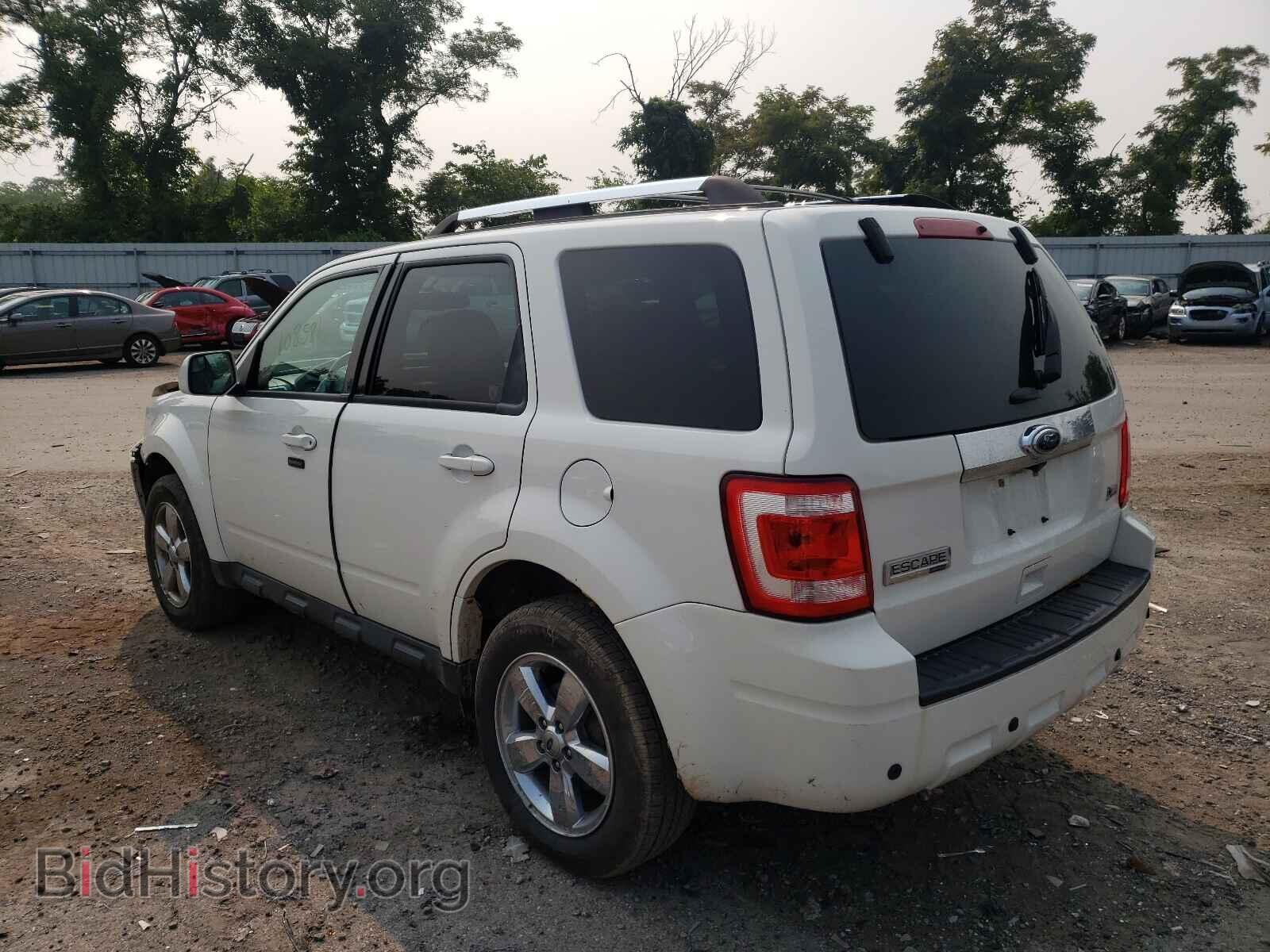 2011 FORD ESCAPE - VIN: 1FMCU9EG2BKC03146 - Фото 3
