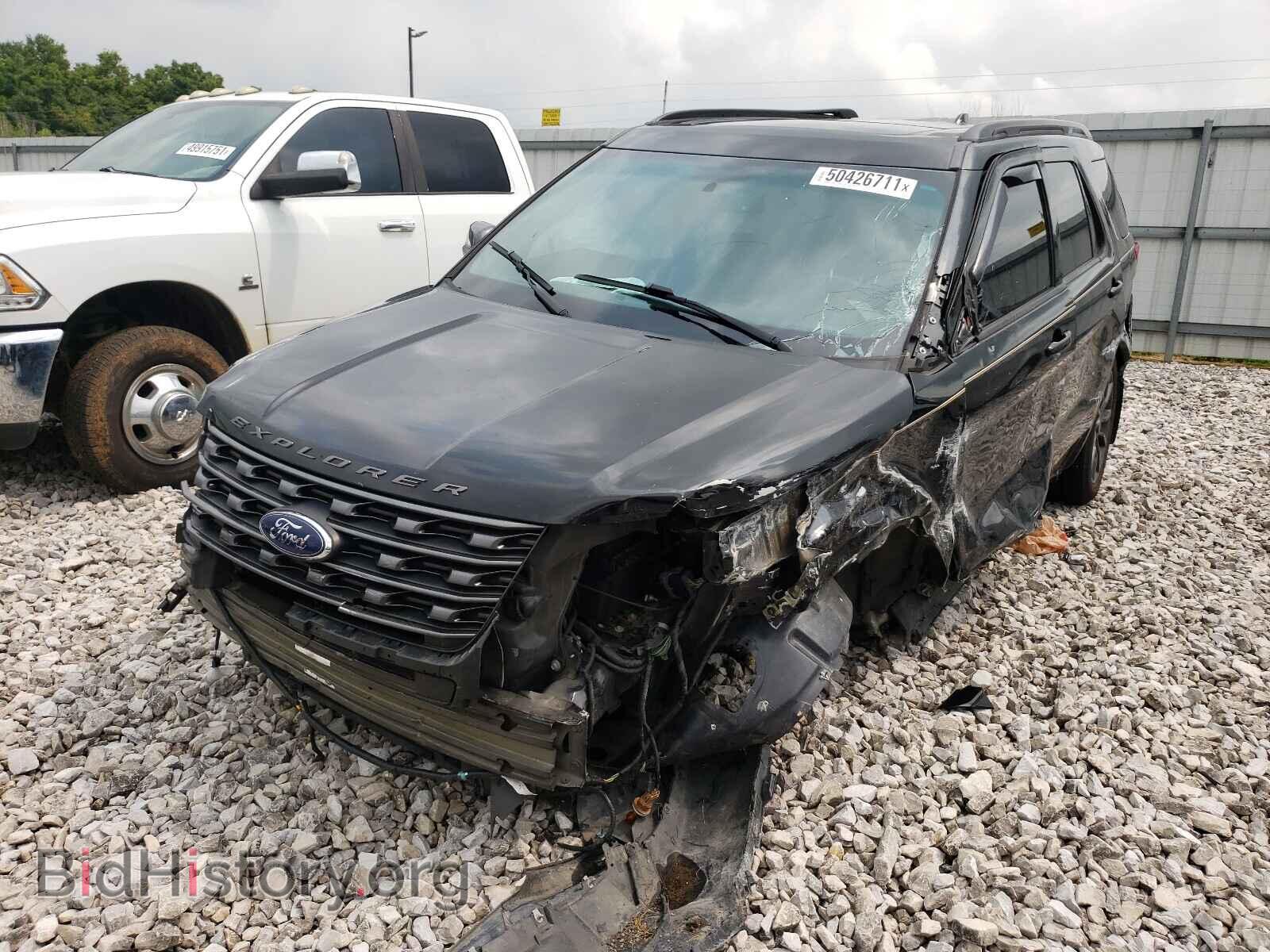 2017 FORD EXPLORER - VIN: 1FM5K8D82HGB05233 - Photo 2