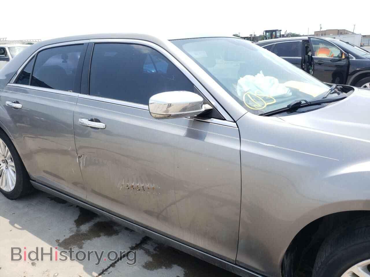 2011 CHRYSLER 300 - VIN: 2C3CA6CT2BH585217 - Фото 9