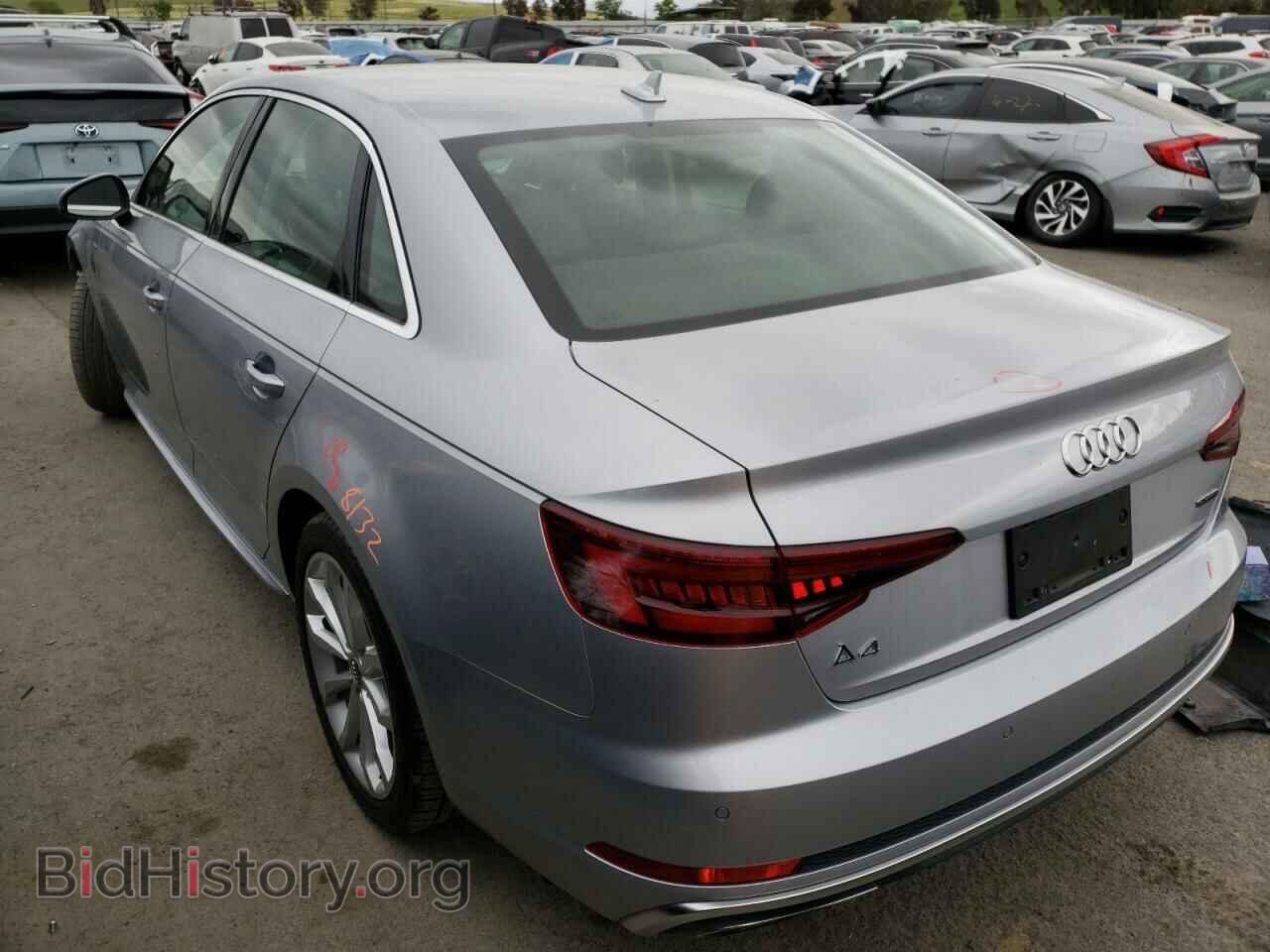 2019 AUDI A4 - VIN: WAUENAF42KA039402 - Фото 2