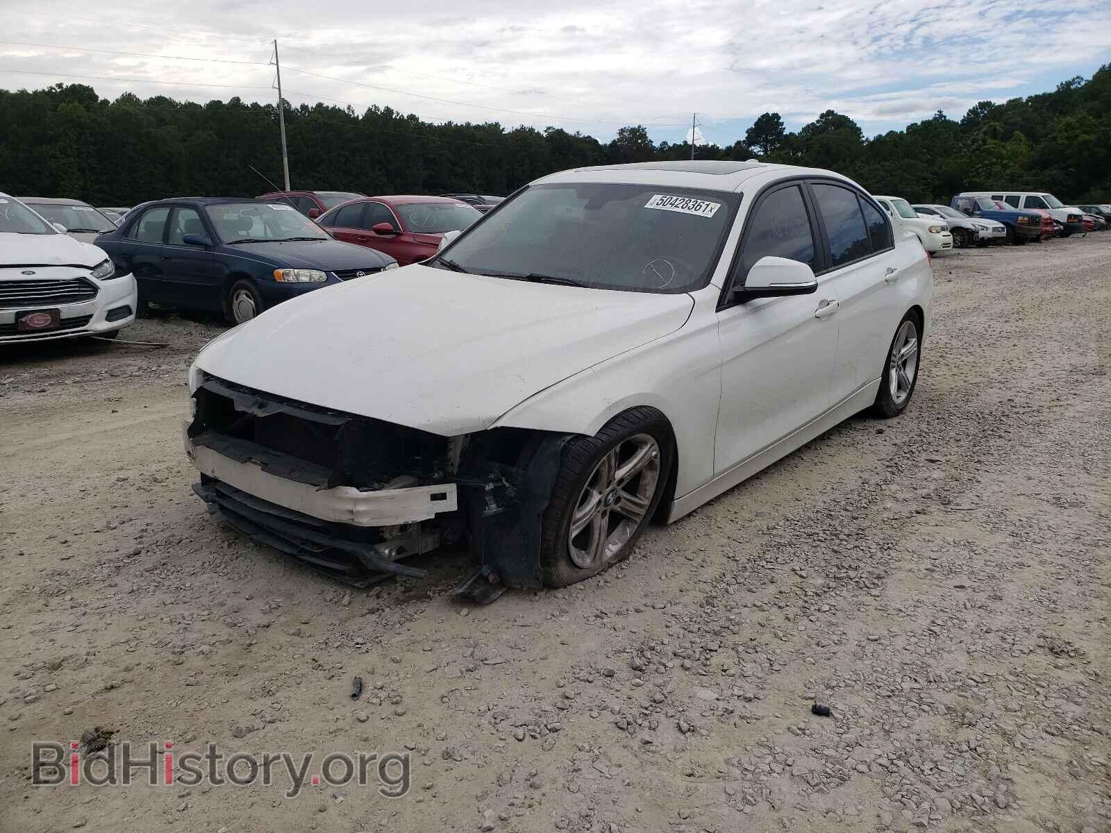 2013 BMW 3 SERIES - VIN: WBA3A5C56DF358038 - Фото 2
