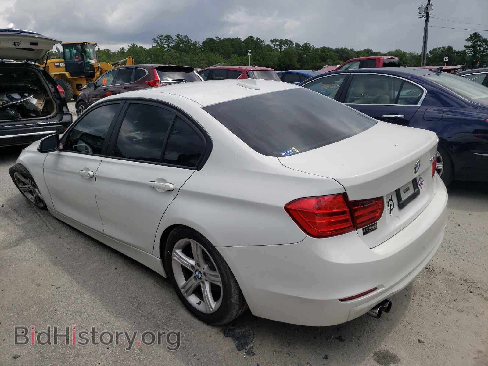 2013 BMW 3 SERIES - VIN: WBA3A5C56DF358038 - Фото 3