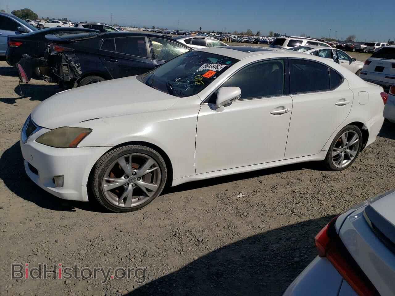 Photo JTHBE5C26A5024732 - LEXUS IS 2010