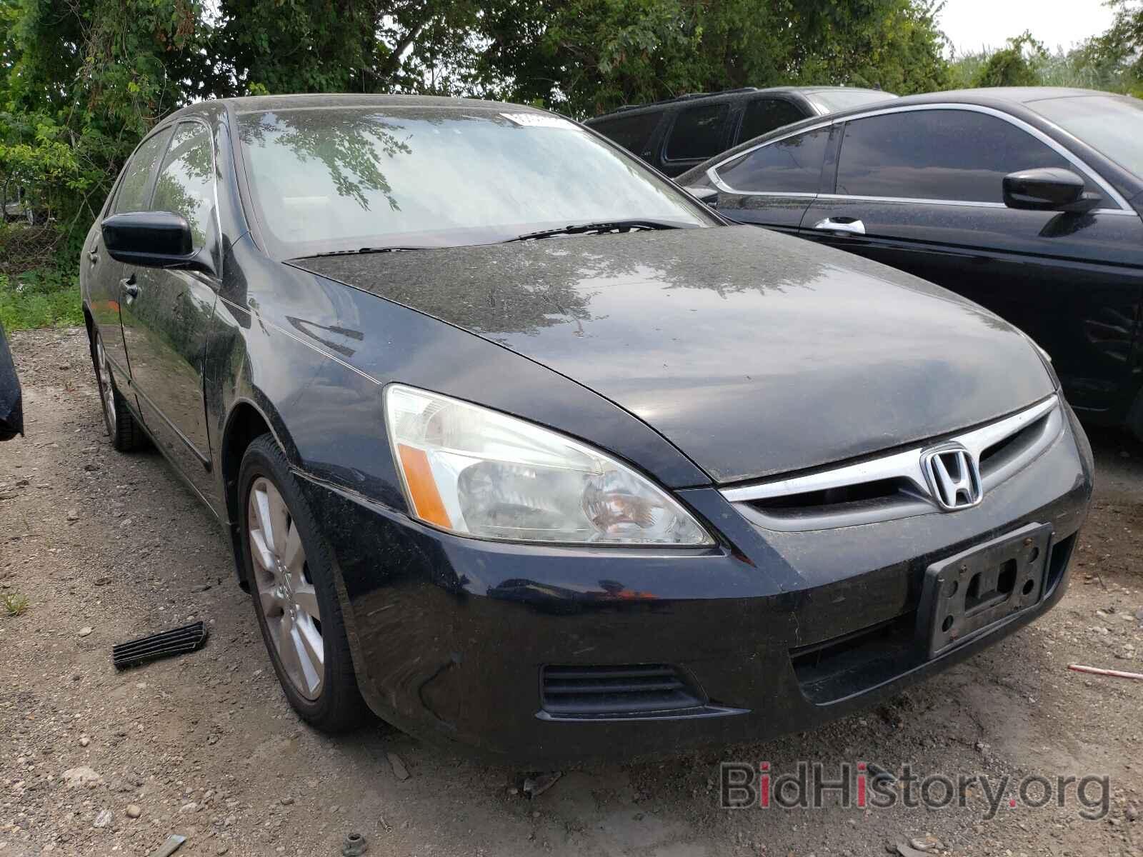 Photo 1HGCM66536A053819 - HONDA ACCORD 2006