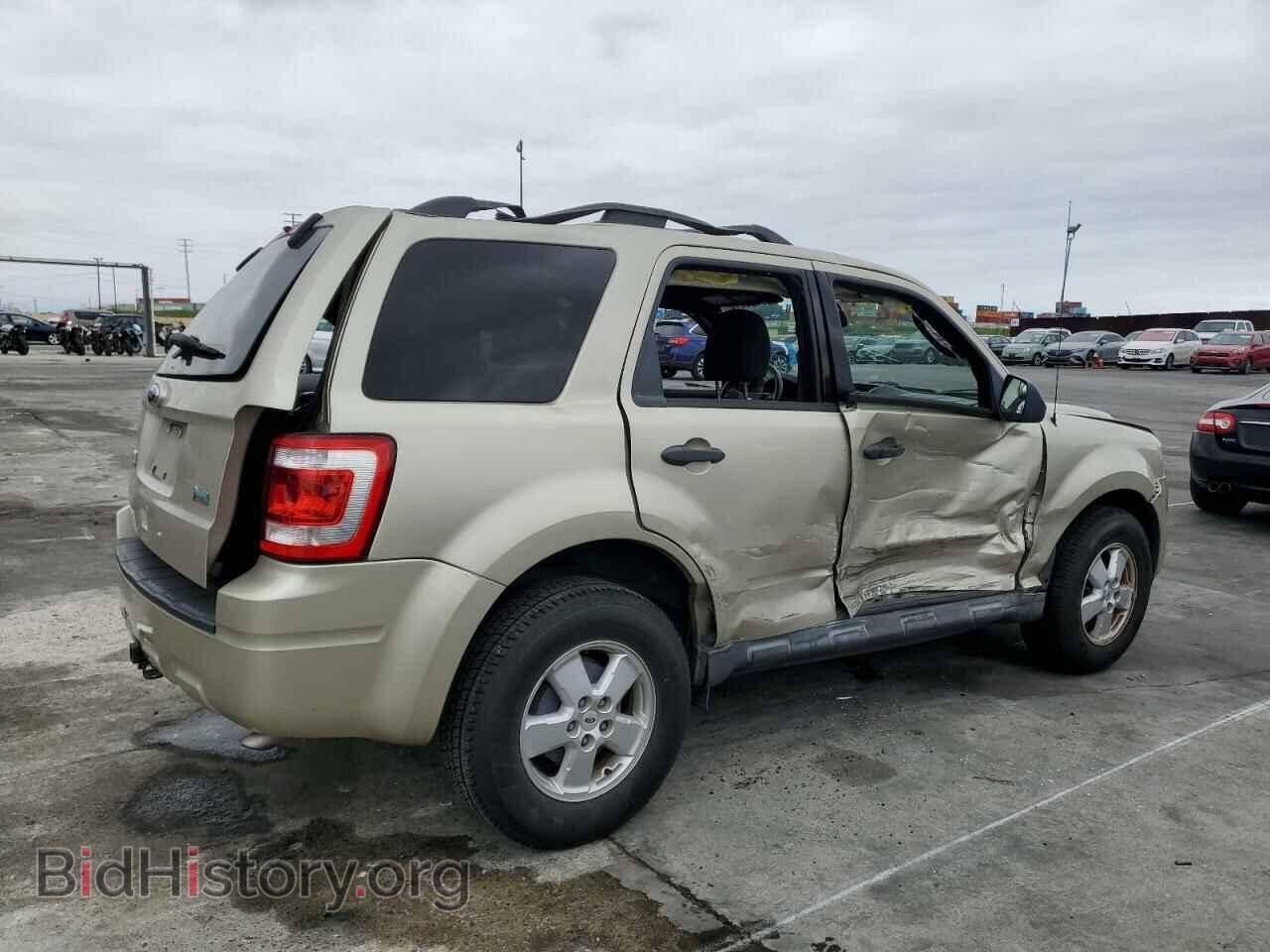 2010 FORD ESCAPE - VIN: 1FMCU0DG3AKA52068 - Фото 3