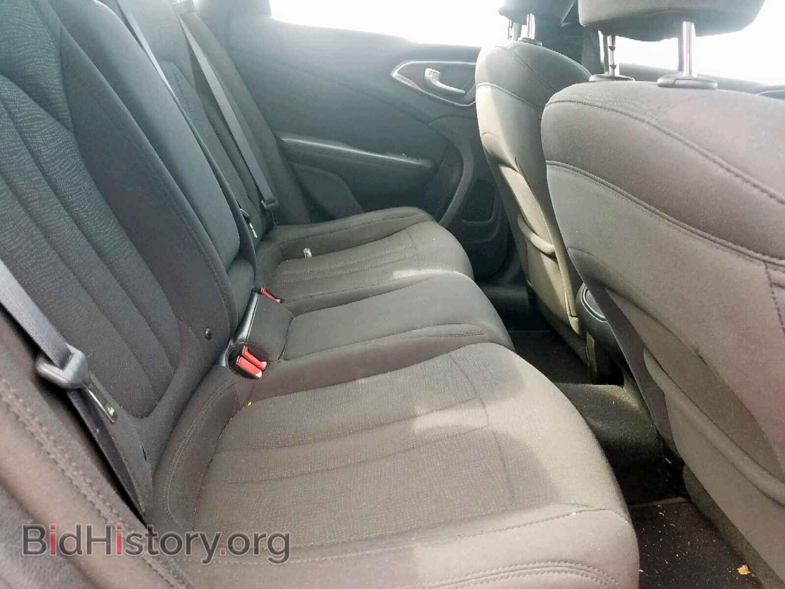 2016 CHRYSLER 200 - VIN: 1C3CCCAB1GN114984 - Photo 6