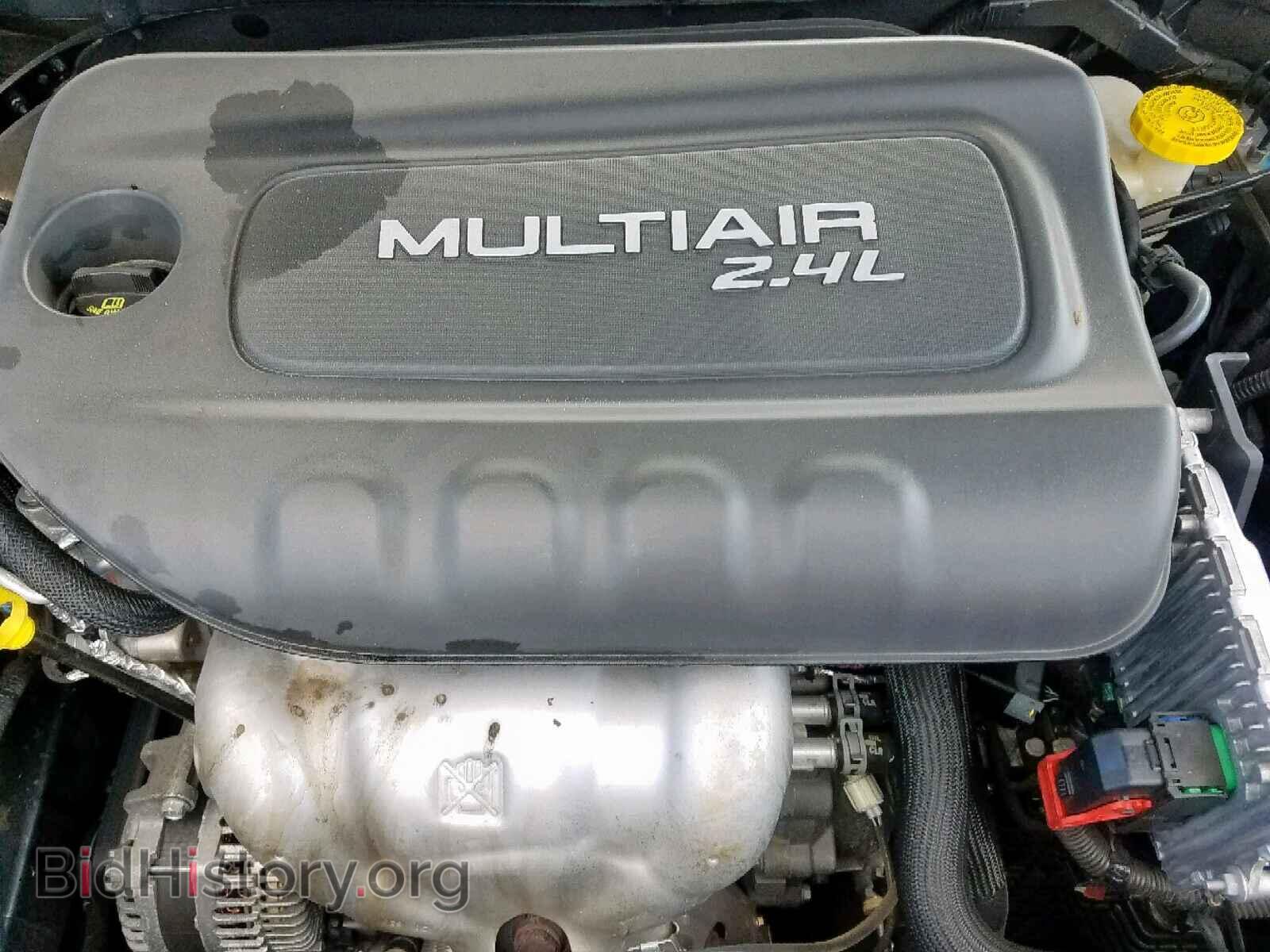 2016 CHRYSLER 200 - VIN: 1C3CCCAB1GN114984 - Photo 7