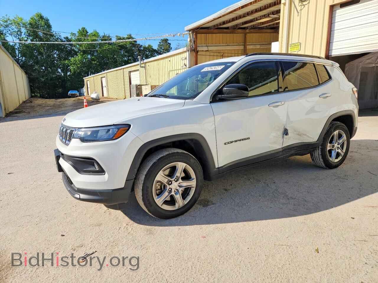 Photo 3C4NJDBN6PT553297 - JEEP COMPASS 2023