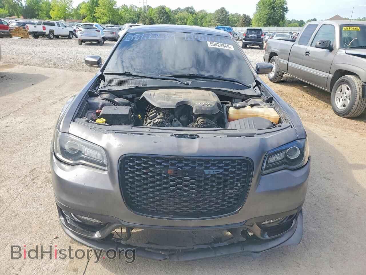 2019 CHRYSLER 300 - VIN: 2C3CCABG8KH550618 - Photo 5