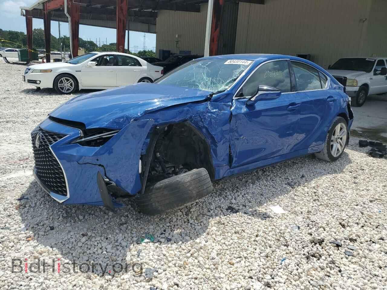 Photo JTHCA1D22M5114939 - LEXUS IS 2021