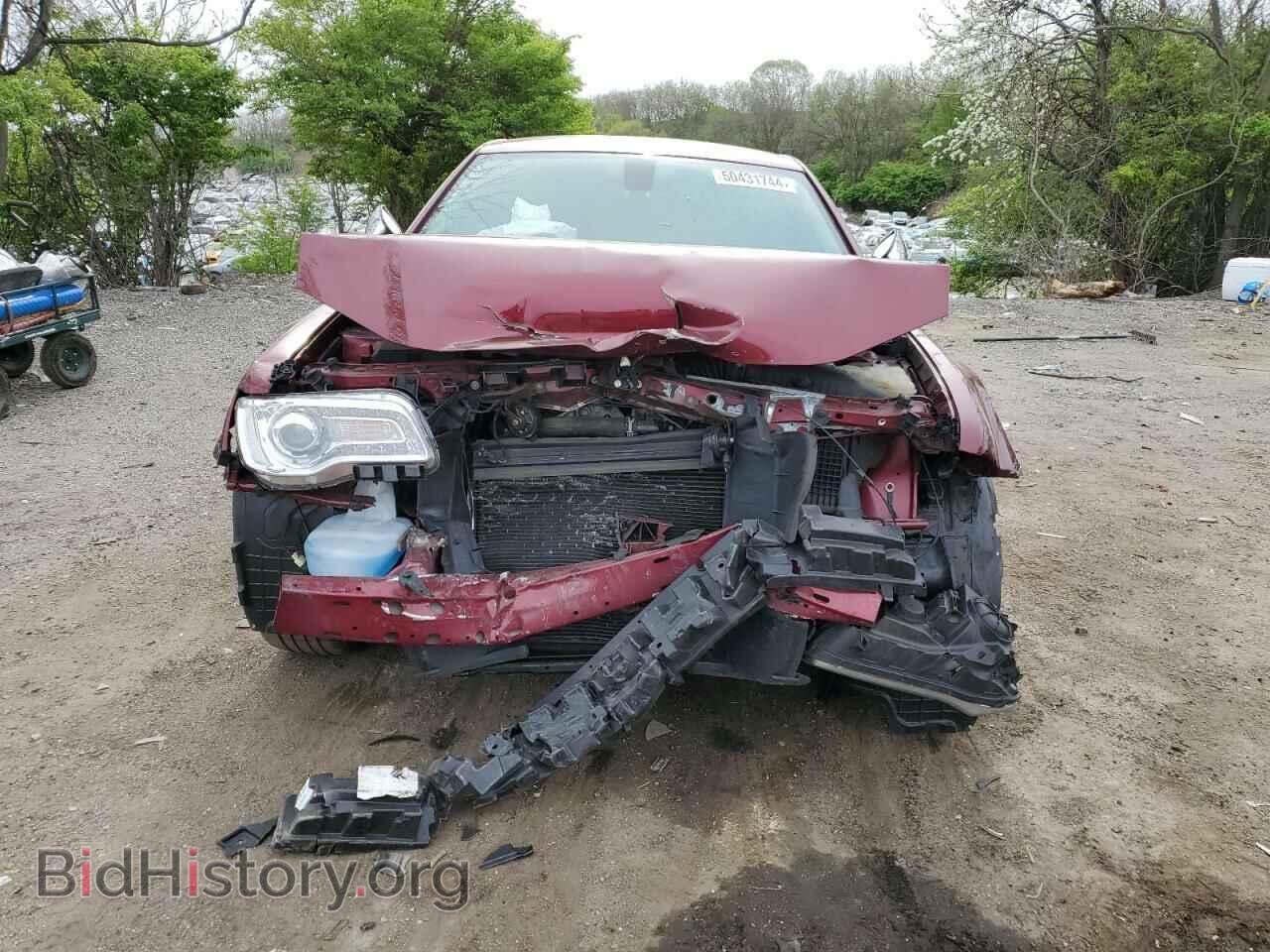2019 CHRYSLER 300 - VIN: 2C3CCAAG1KH601880 - Фото 5