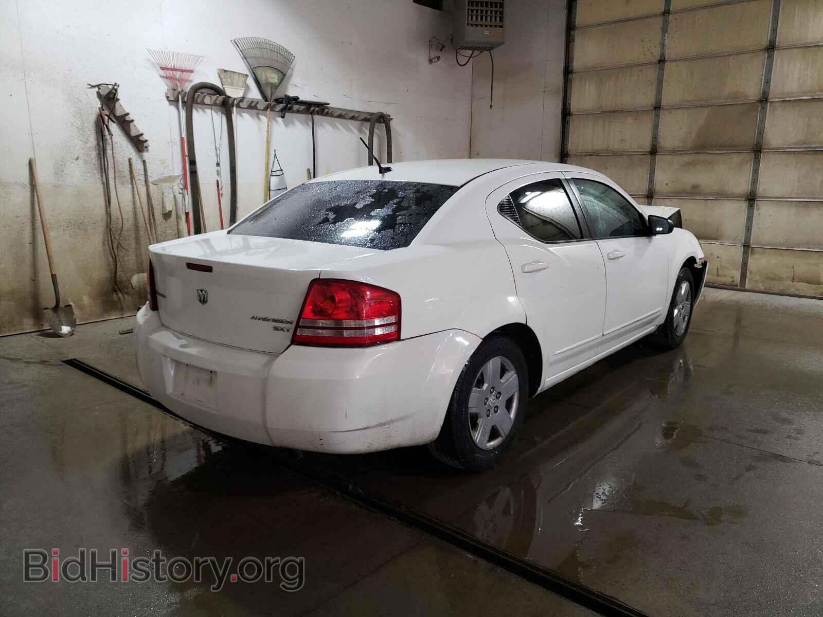2010 DODGE AVENGER - VIN: 1B3CC4FB2AN157930 - Photo 4