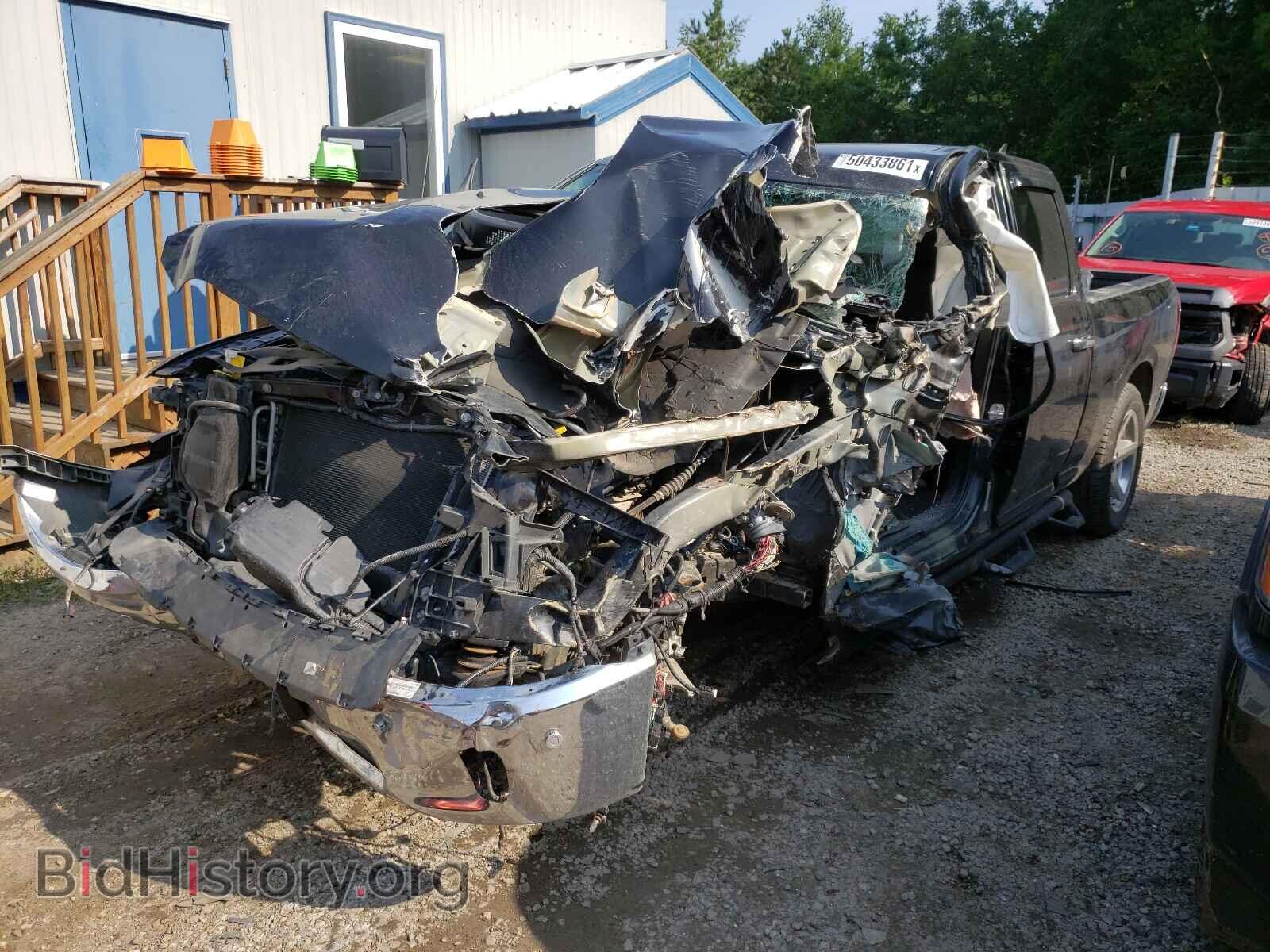 2018 RAM 1500 - VIN: 1C6RR7GT2JS159847 - Фото 2