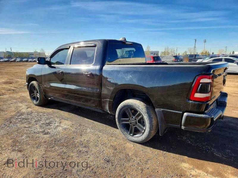 2021 RAM 1500 (VIN 1C6SRFVT5MN536155) — фото 2 из 12