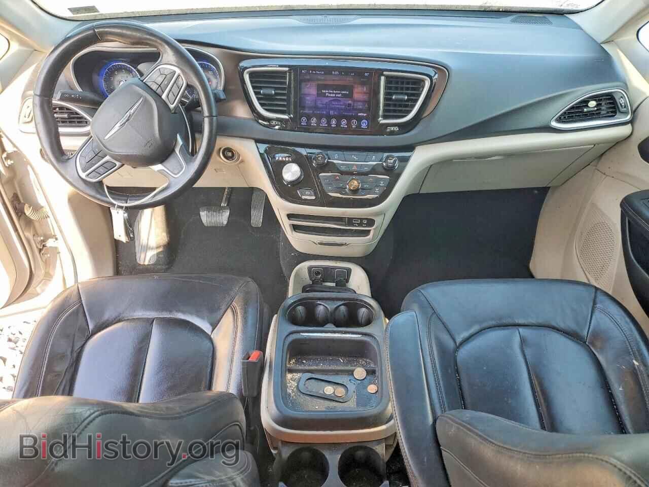 2017 CHRYSLER PACIFICA - VIN: 2C4RC1BGXHR810333 - Фото 8
