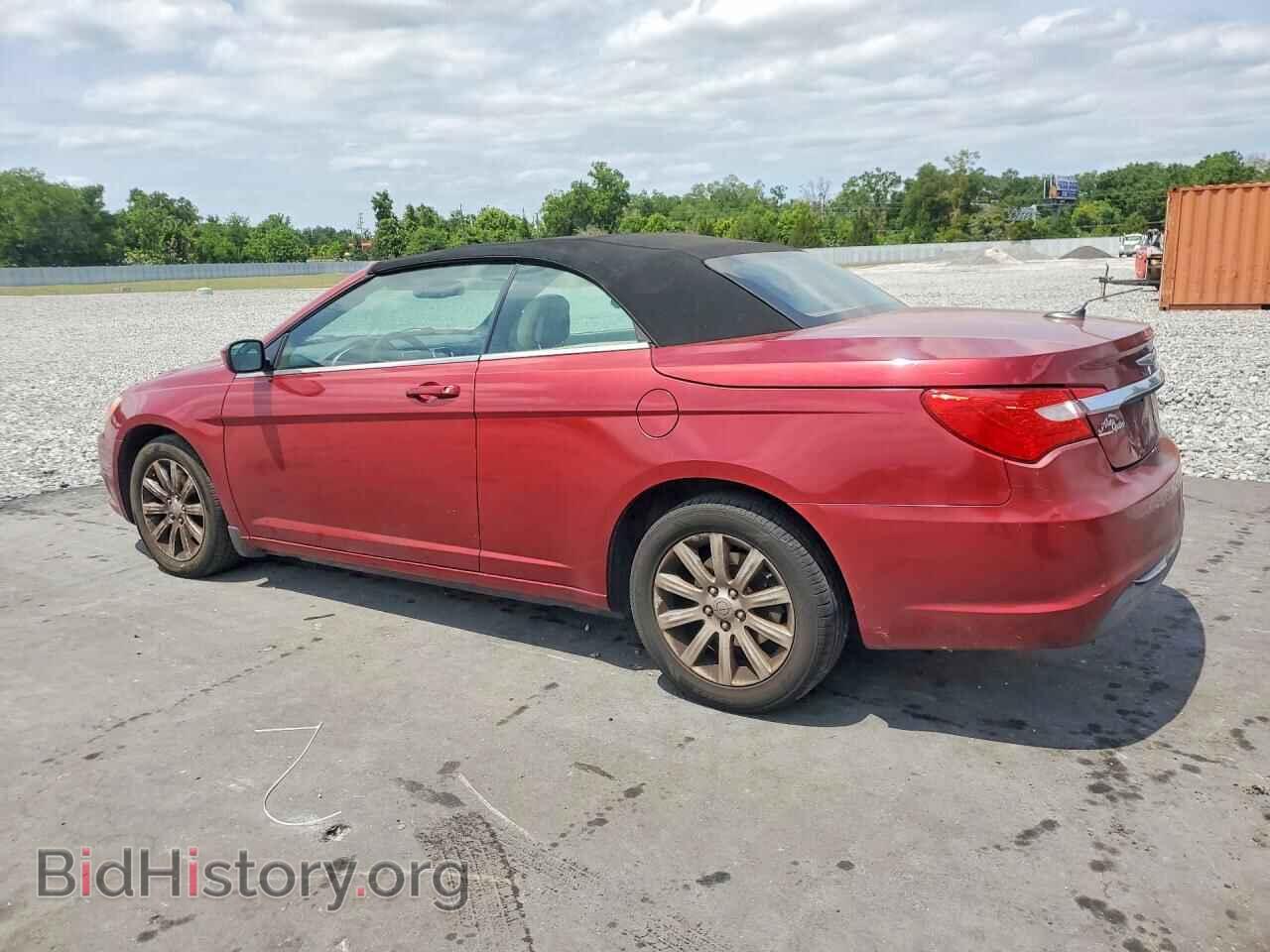 2011 CHRYSLER 200 - VIN: 1C3BC2EG5BN563699 - Фото 2