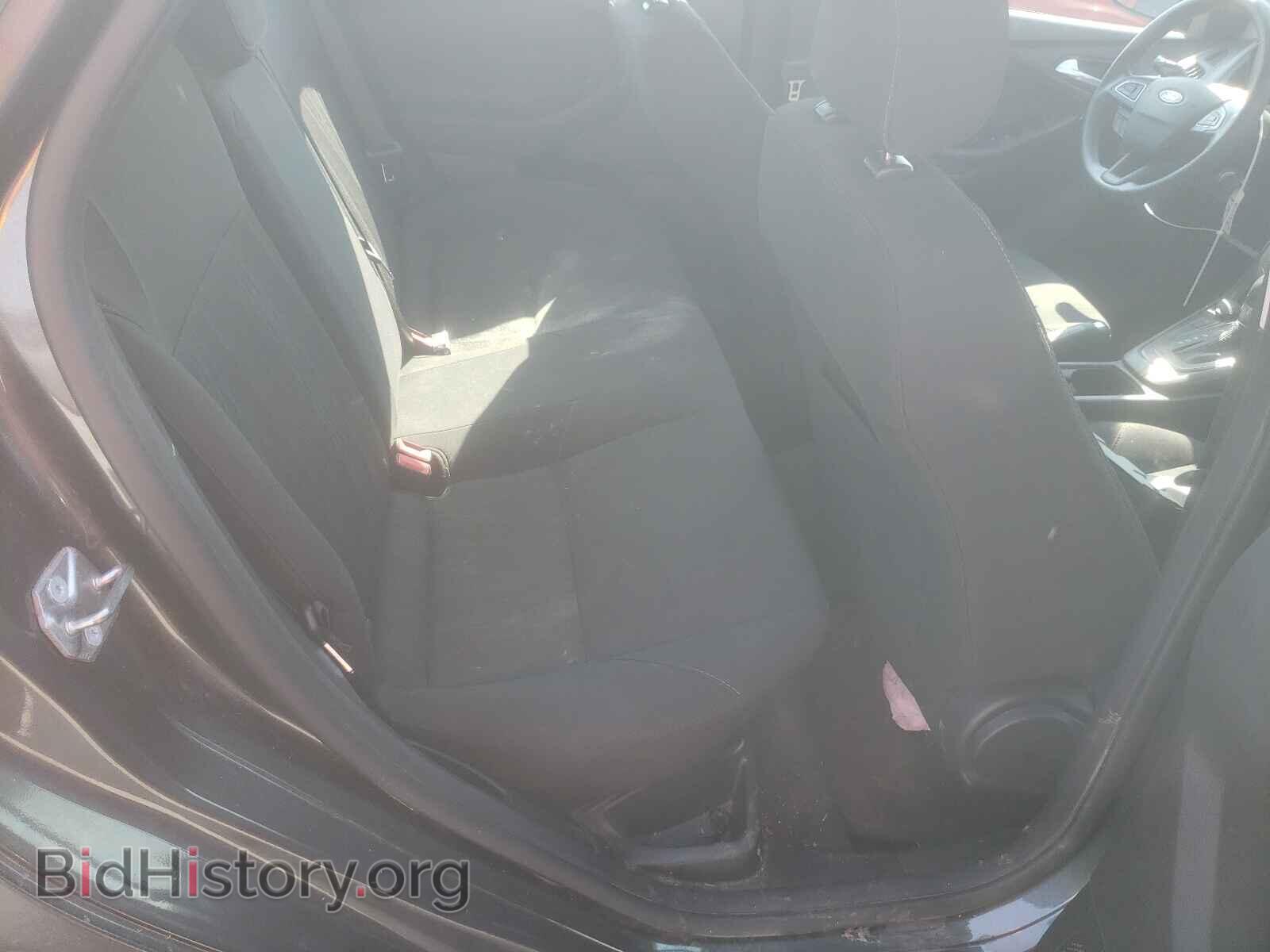 2018 FORD FOCUS - VIN: 1FADP3FE8JL228559 - Photo 6
