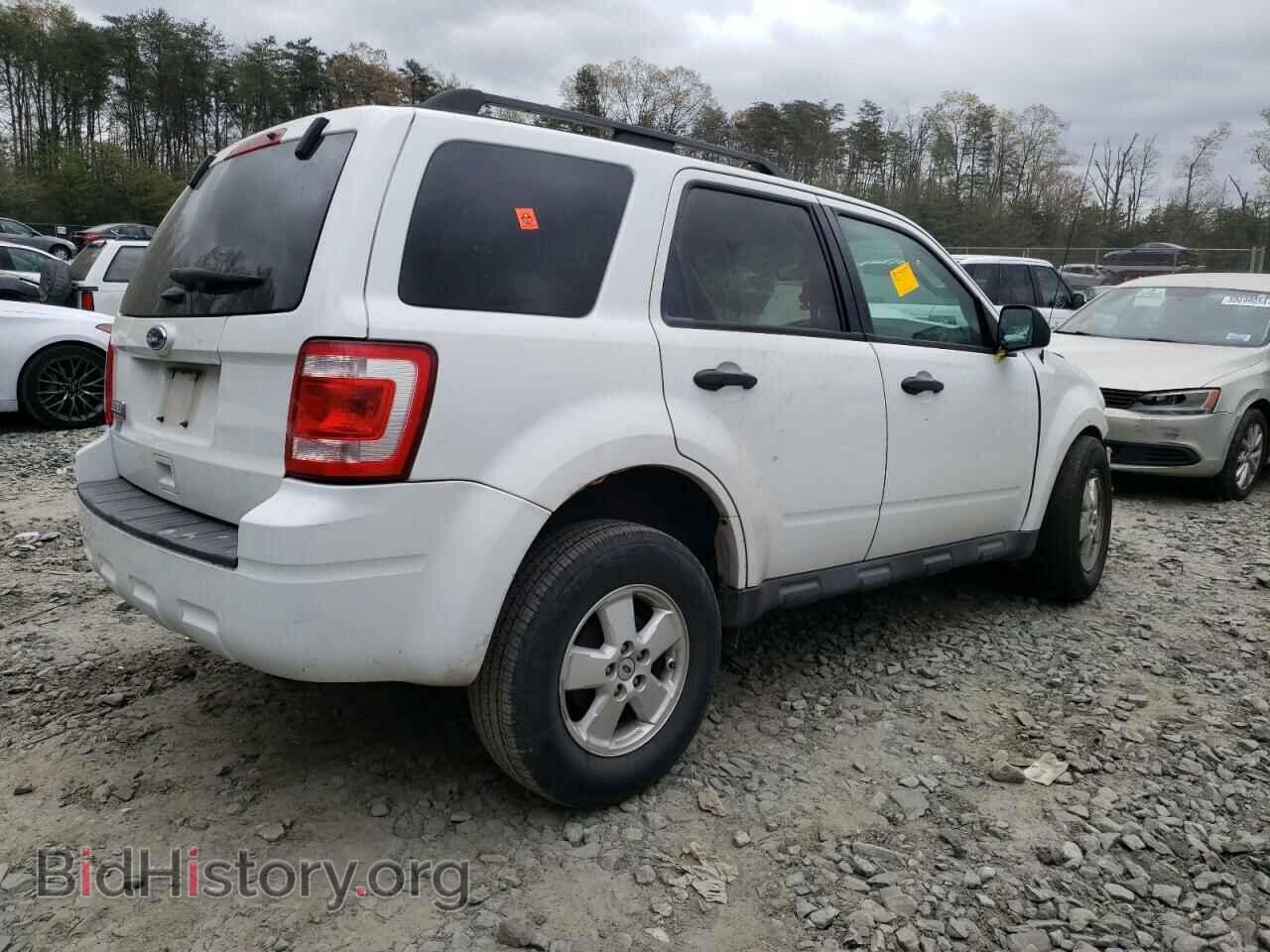 2011 FORD ESCAPE - VIN: 1FMCU9D76BKB65700 - Photo 3