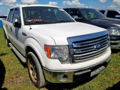 2013 Ford F150 SUPER, белый — VIN 1FTFW1CF1DKE03140, Copart