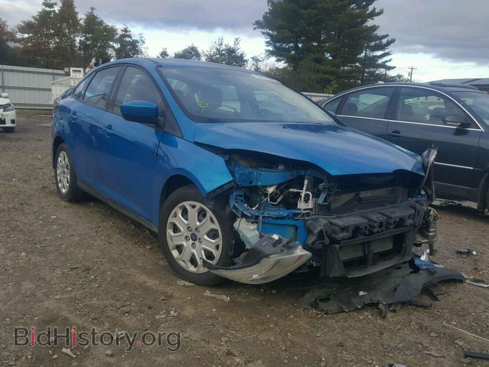Photo 1FAHP3F28CL286665 - FORD FOCUS SE 2012