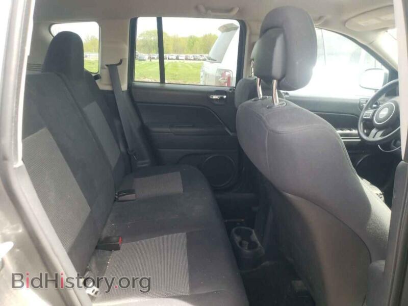 2012 Jeep COMPASS (VIN 1C4NJCBB8CD574507) — photo 11 of 13
