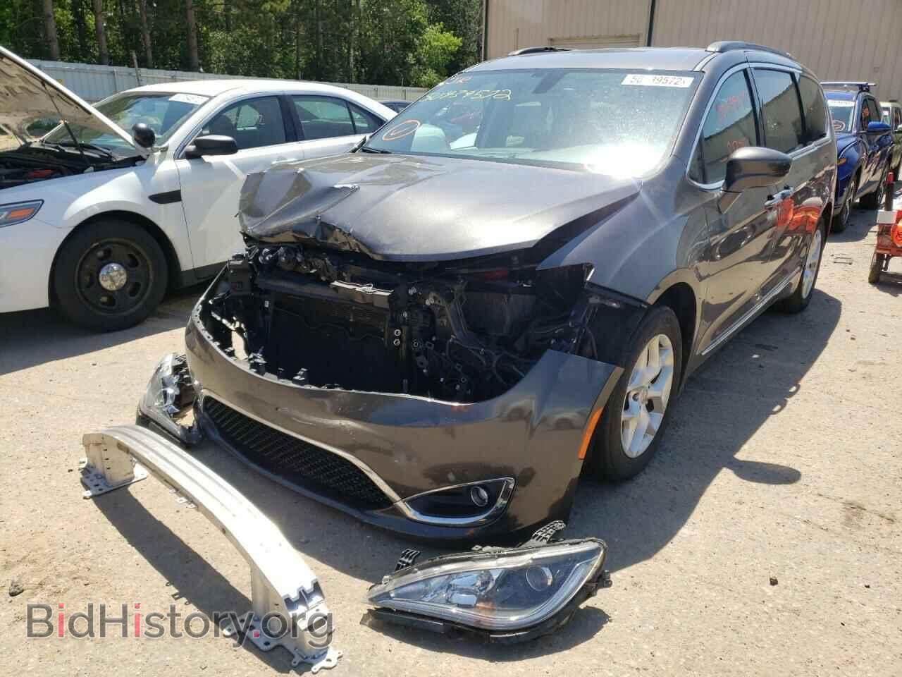 2017 CHRYSLER PACIFICA - VIN: 2C4RC1BG3HR794850 - Photo 2
