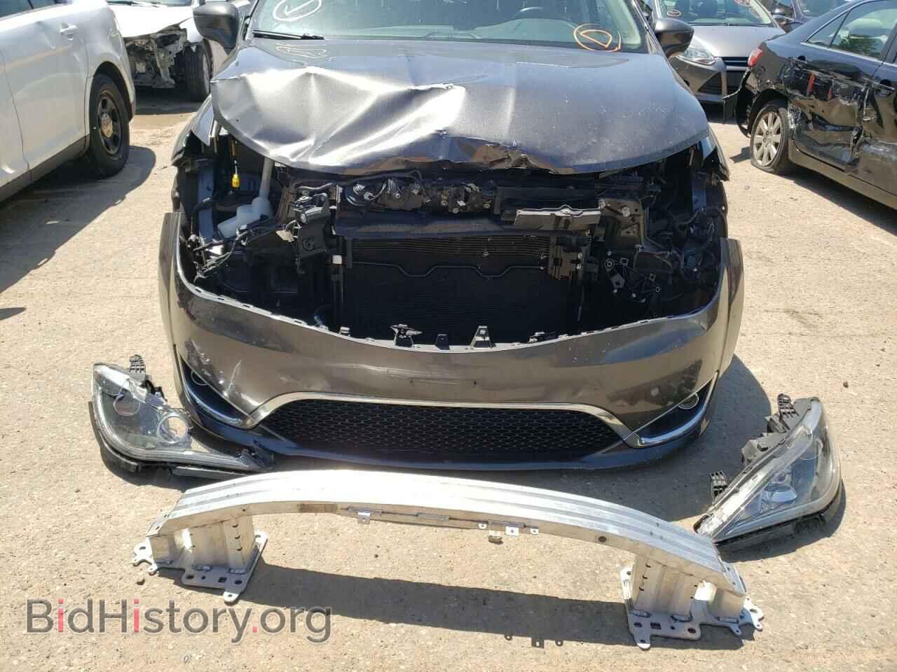 2017 CHRYSLER PACIFICA - VIN: 2C4RC1BG3HR794850 - Photo 9