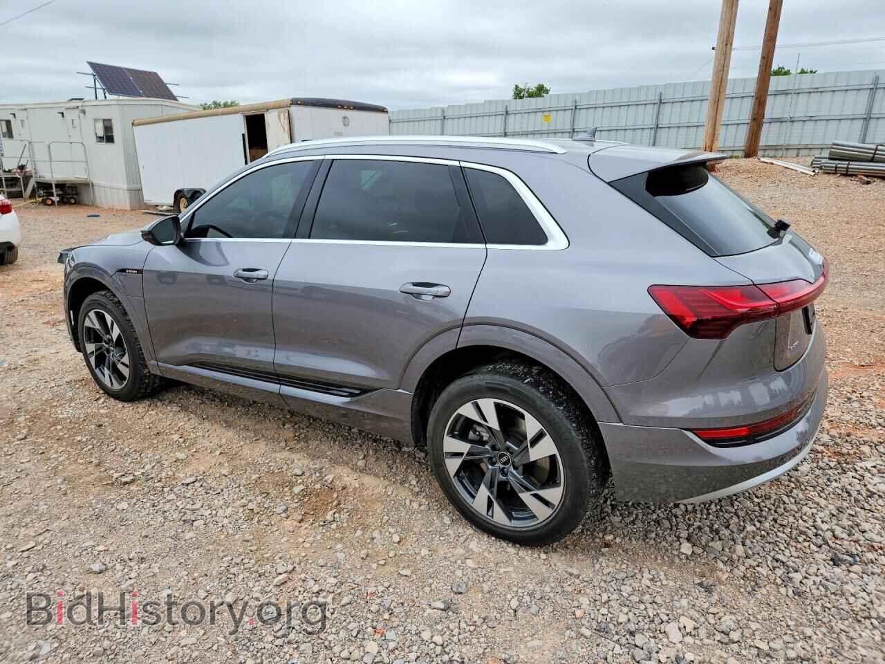 2021 AUDI E-TRON - VIN: WA1AAAGE5MB024856 - Фото 2
