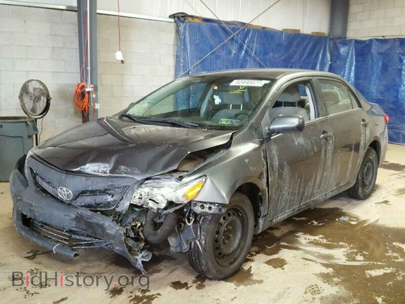 2013 Toyota COROLLA BA (VIN 2T1BU4EE1DC974851) — фото 2 из 10