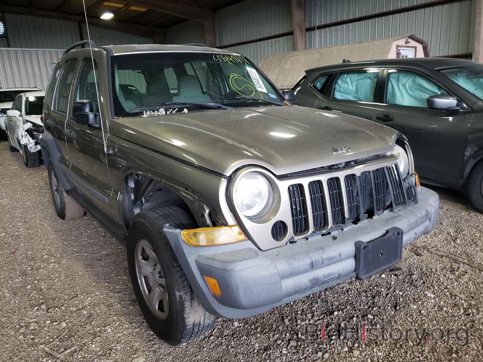 Photo 1J4GK48K76W123073 - JEEP LIBERTY 2006