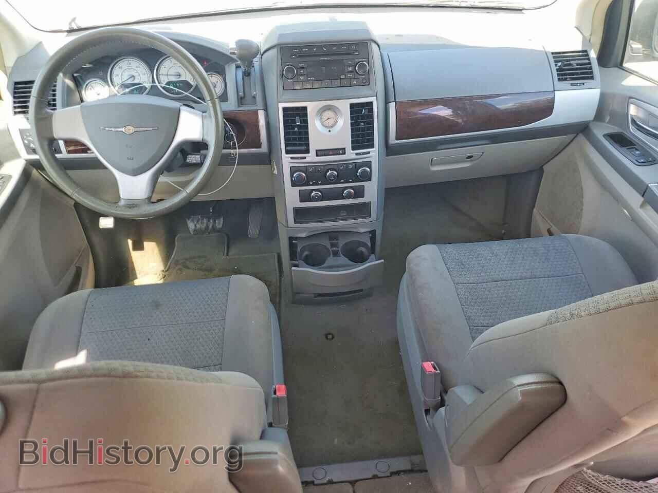 2010 CHRYSLER MINIVAN - VIN: 2A4RR5D10AR500772 - Фото 8