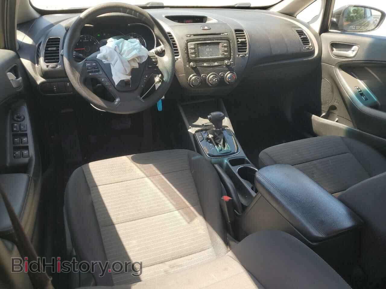 2017 KIA FORTE - VIN: 3KPFL4A75HE137880 - Фото 8