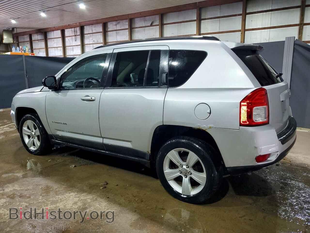 2011 JEEP COMPASS - VIN: 1J4NT1FA0BD137528 - Фото 2
