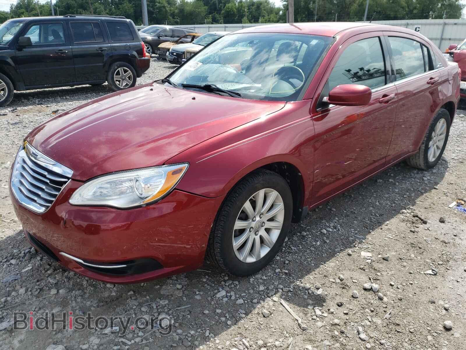 2012 CHRYSLER 200 - VIN: 1C3CCBBB3CN127612 - Фото 2