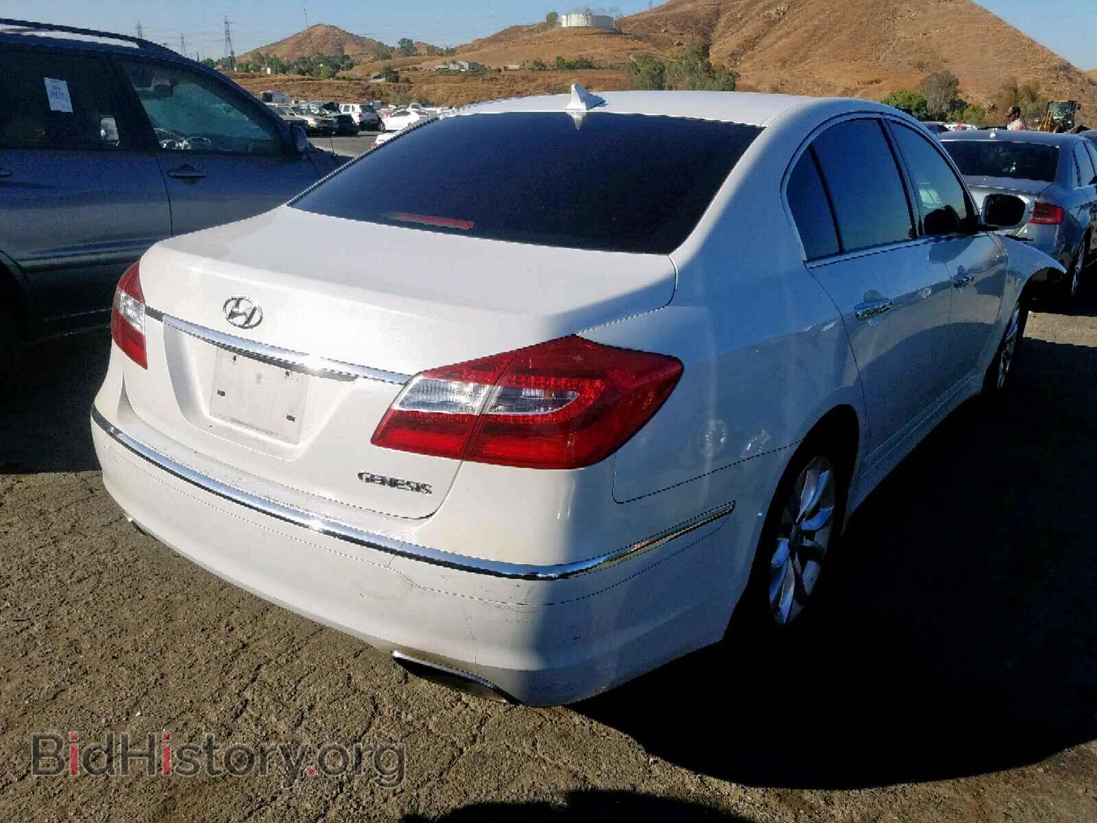2013 HYUNDAI GENESIS - VIN: KMHGC4DD1DU250464 - Фото 4