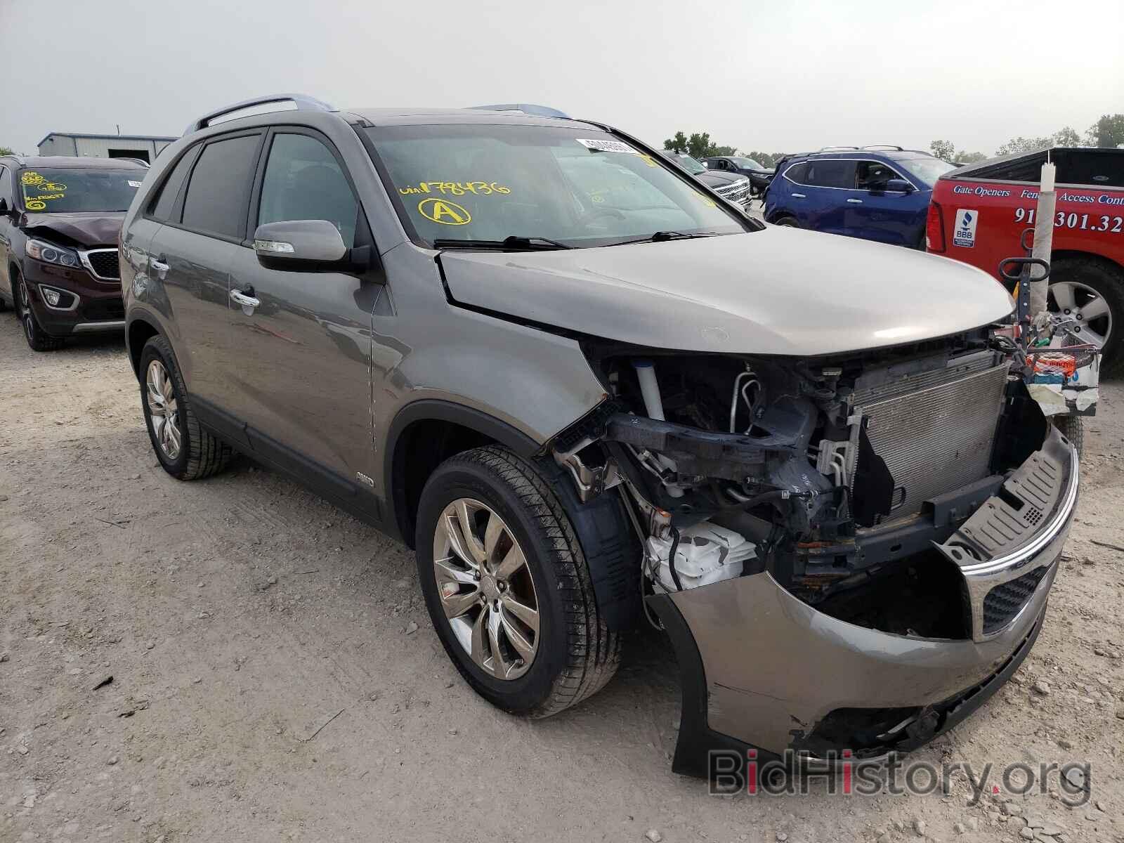 Photo 5XYKUDA21BG178436 - KIA SORENTO 2011