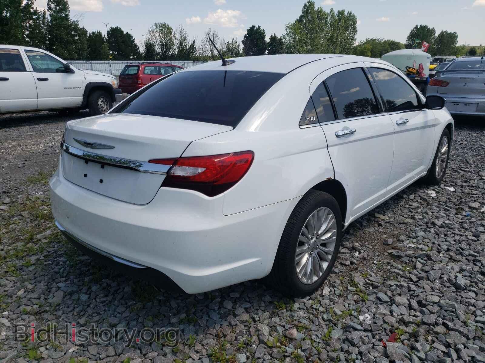 2013 CHRYSLER 200 - VIN: 1C3CCBCG1DN718825 - Фото 4